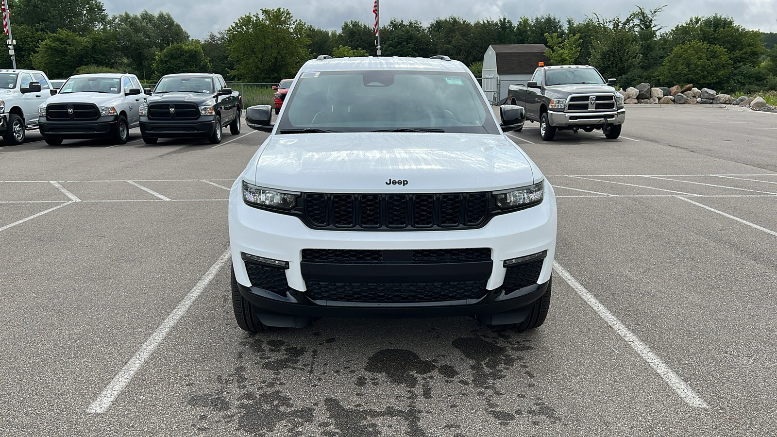 2024 Jeep Grand Cherokee L Limited 9