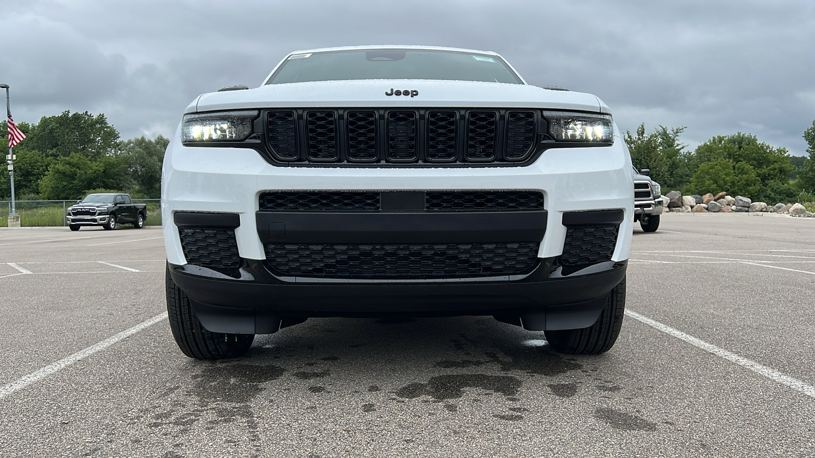 2024 Jeep Grand Cherokee L Altitude X 12