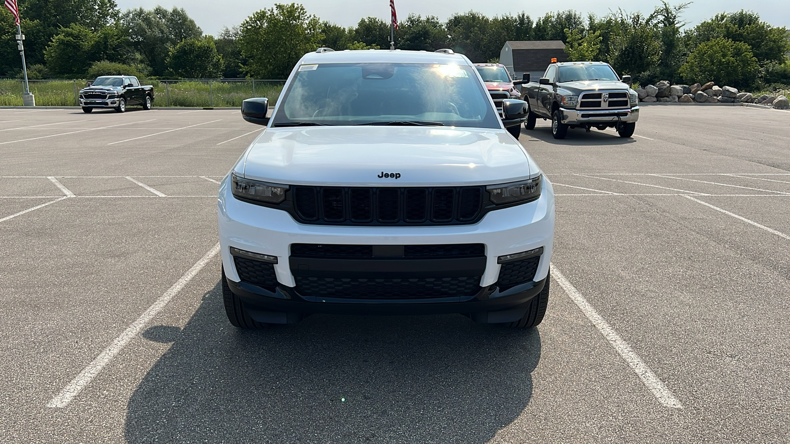 2024 Jeep Grand Cherokee L Limited 9