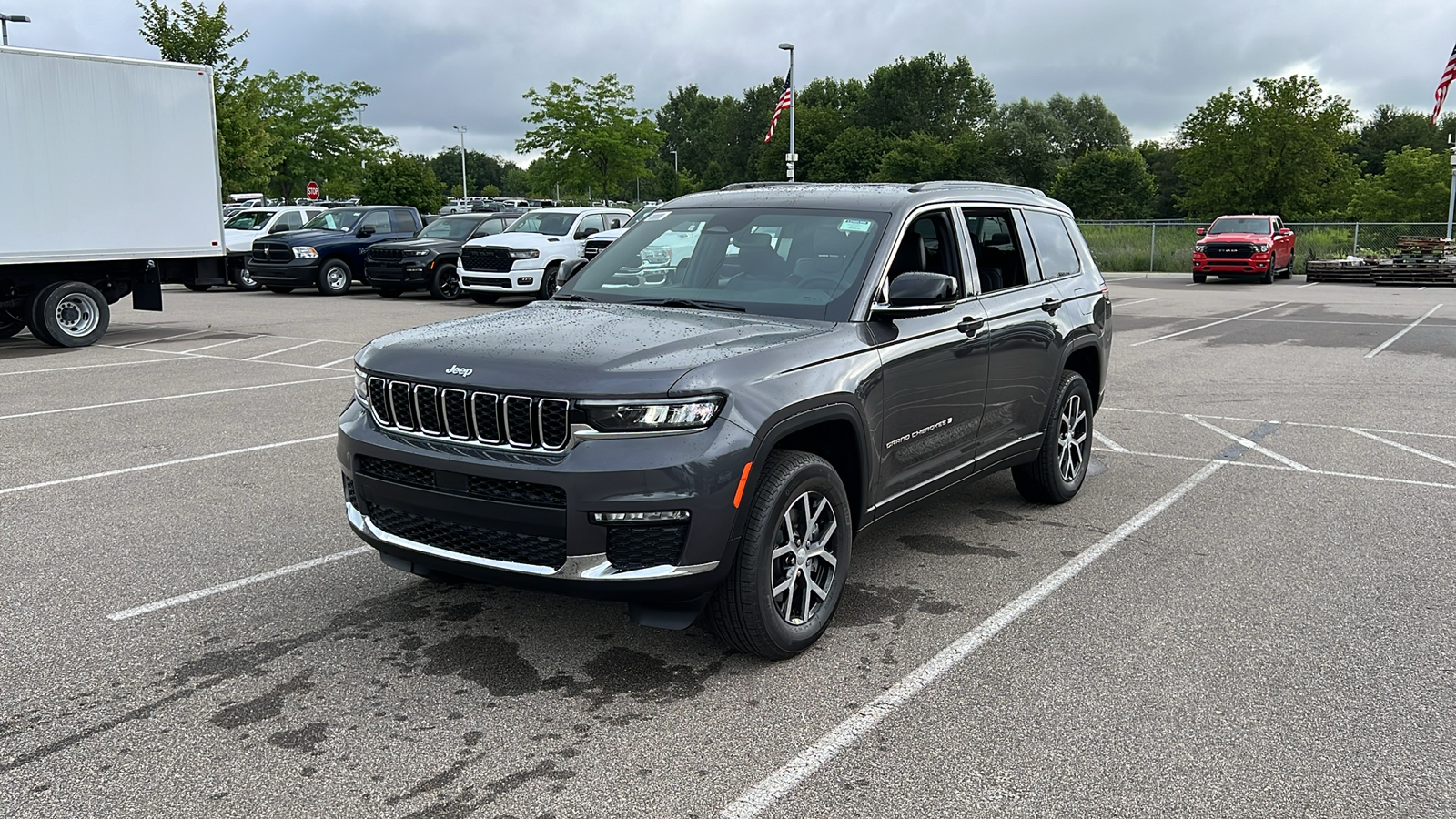 2024 Jeep Grand Cherokee L Limited 8