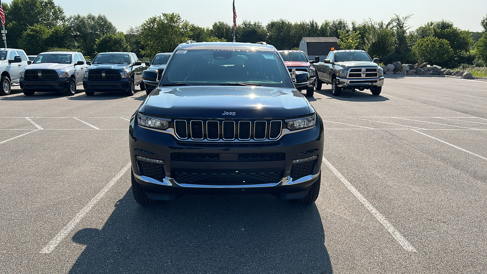 2024 Jeep Grand Cherokee L Limited 9