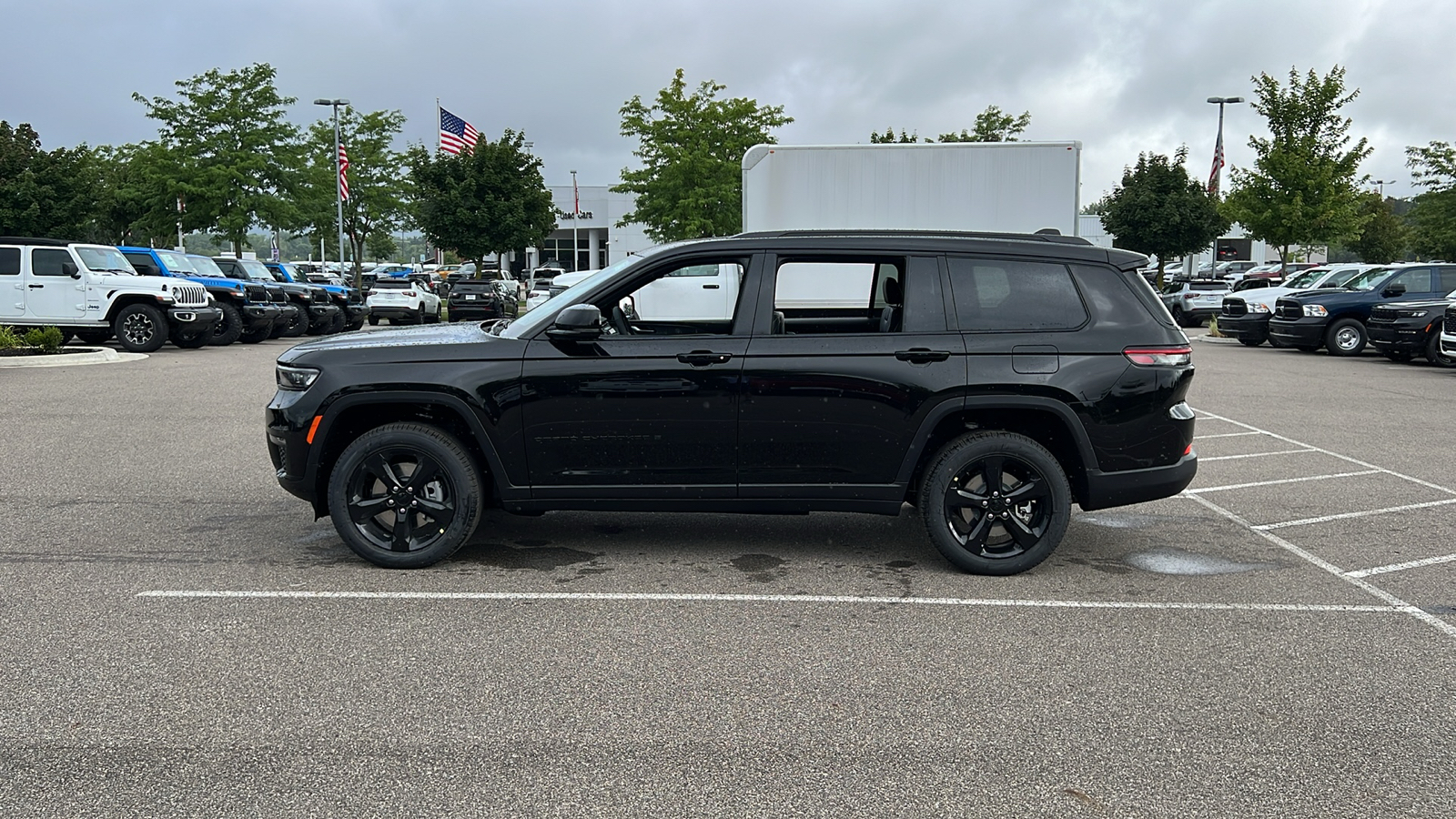 2024 Jeep Grand Cherokee L Limited 7