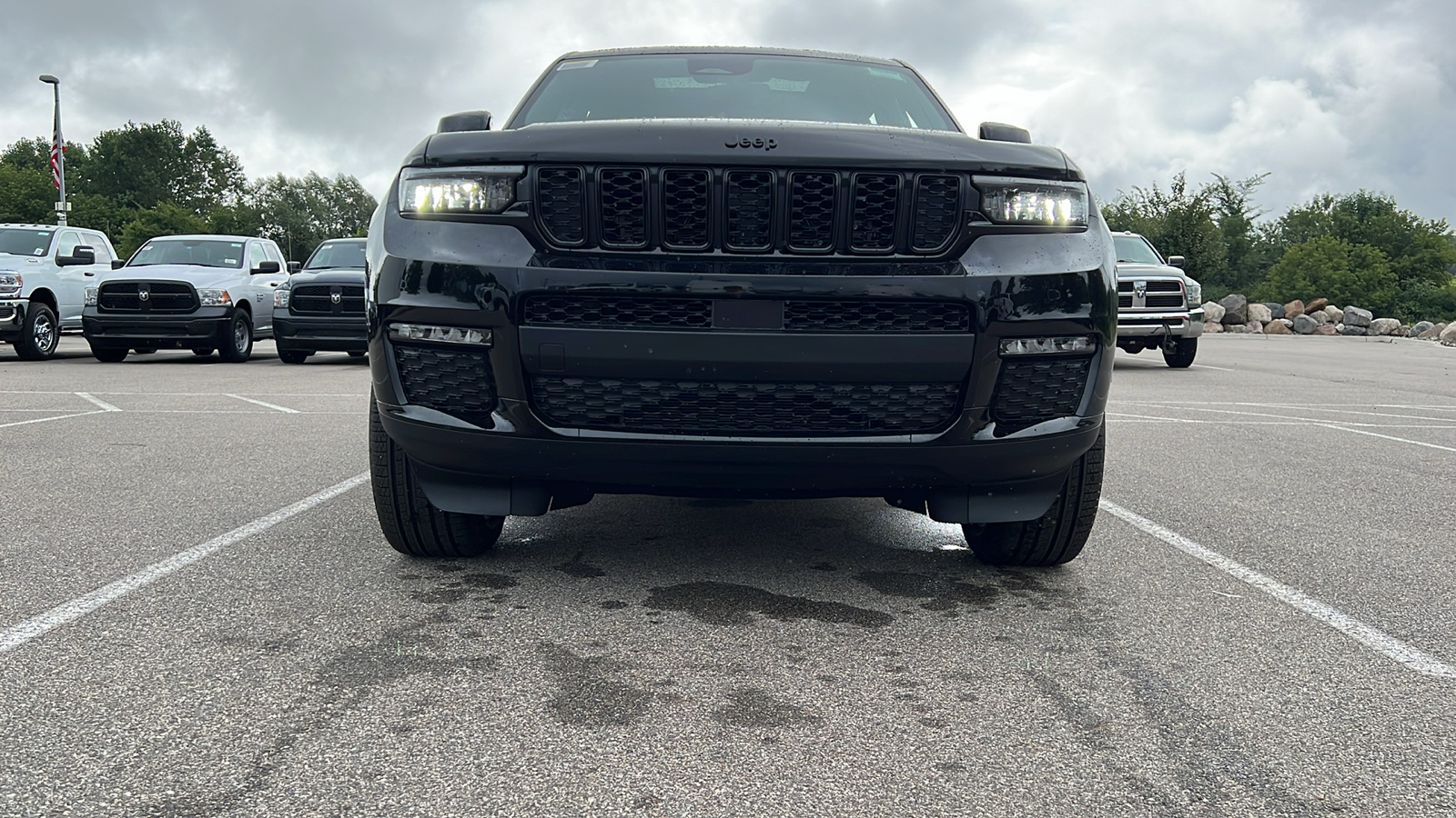 2024 Jeep Grand Cherokee L Limited 12