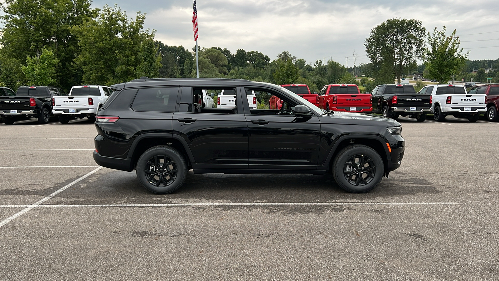 2024 Jeep Grand Cherokee L Altitude 3