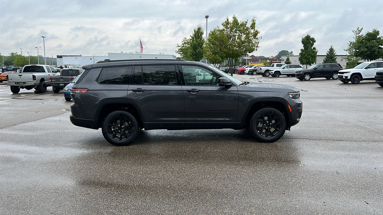 2024 Jeep Grand Cherokee L Altitude 3