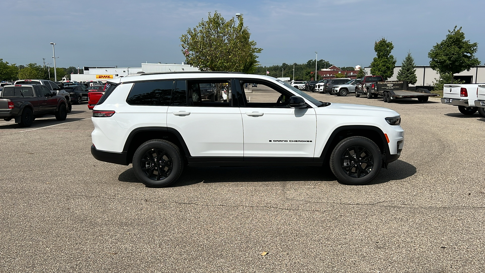 2024 Jeep Grand Cherokee L Altitude X 3