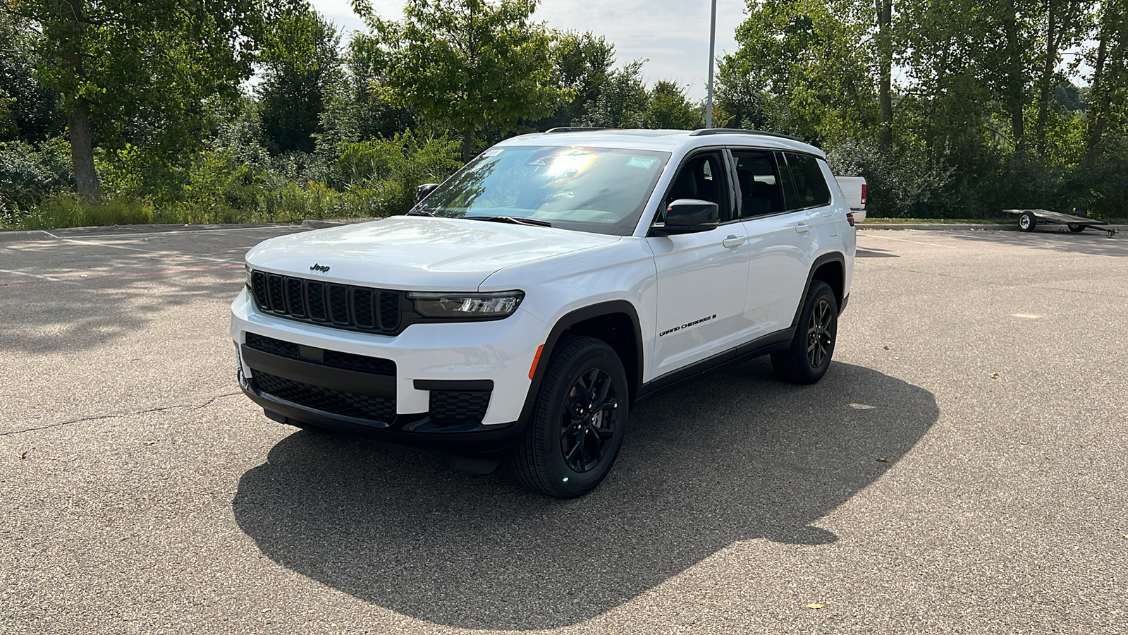 2024 Jeep Grand Cherokee L Altitude X 8