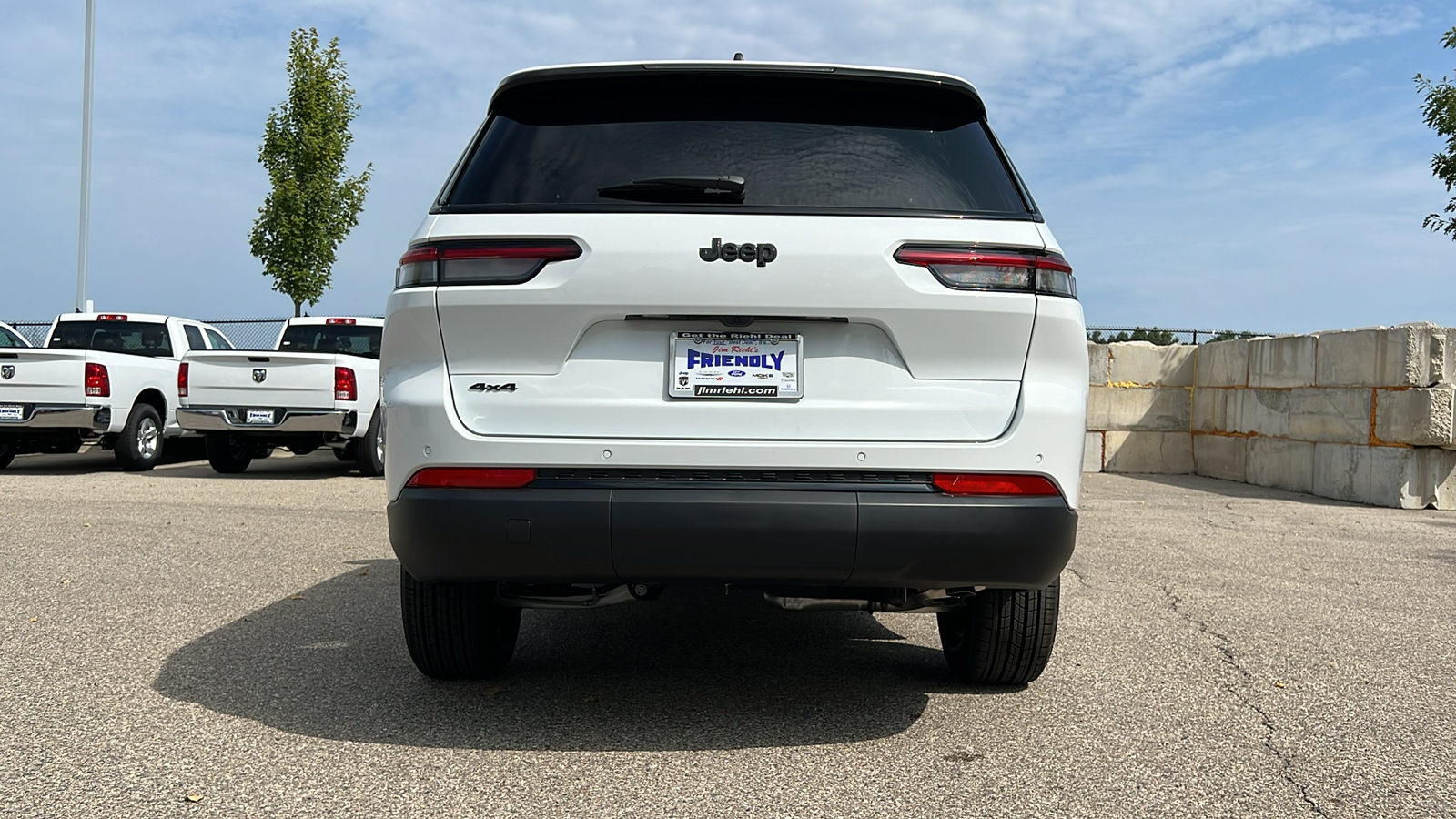 2024 Jeep Grand Cherokee L Altitude X 14