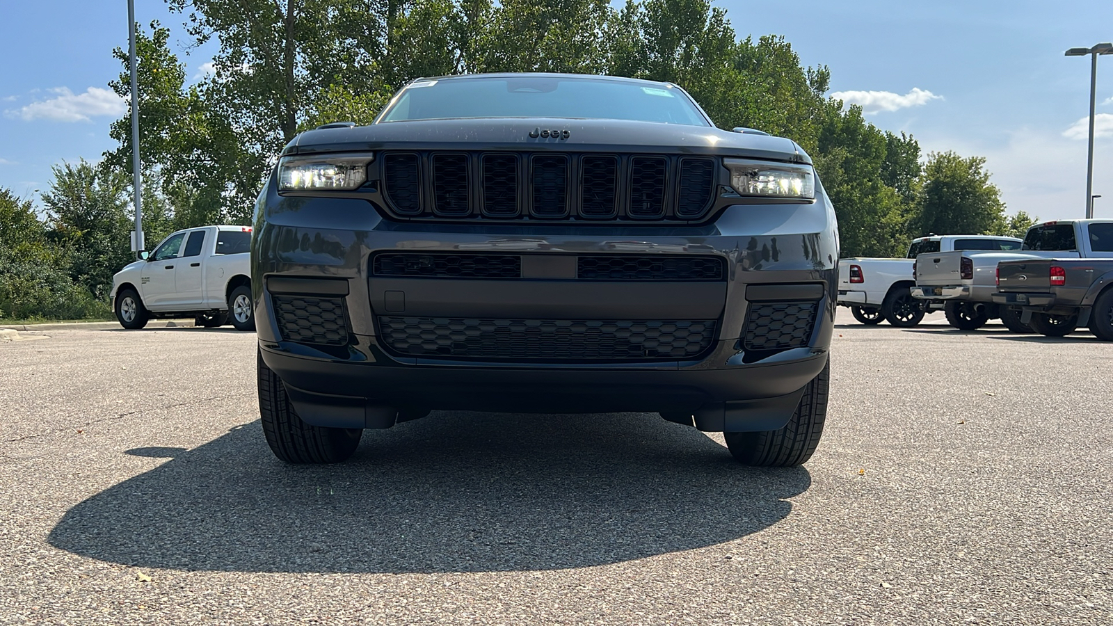 2024 Jeep Grand Cherokee L Altitude X 12