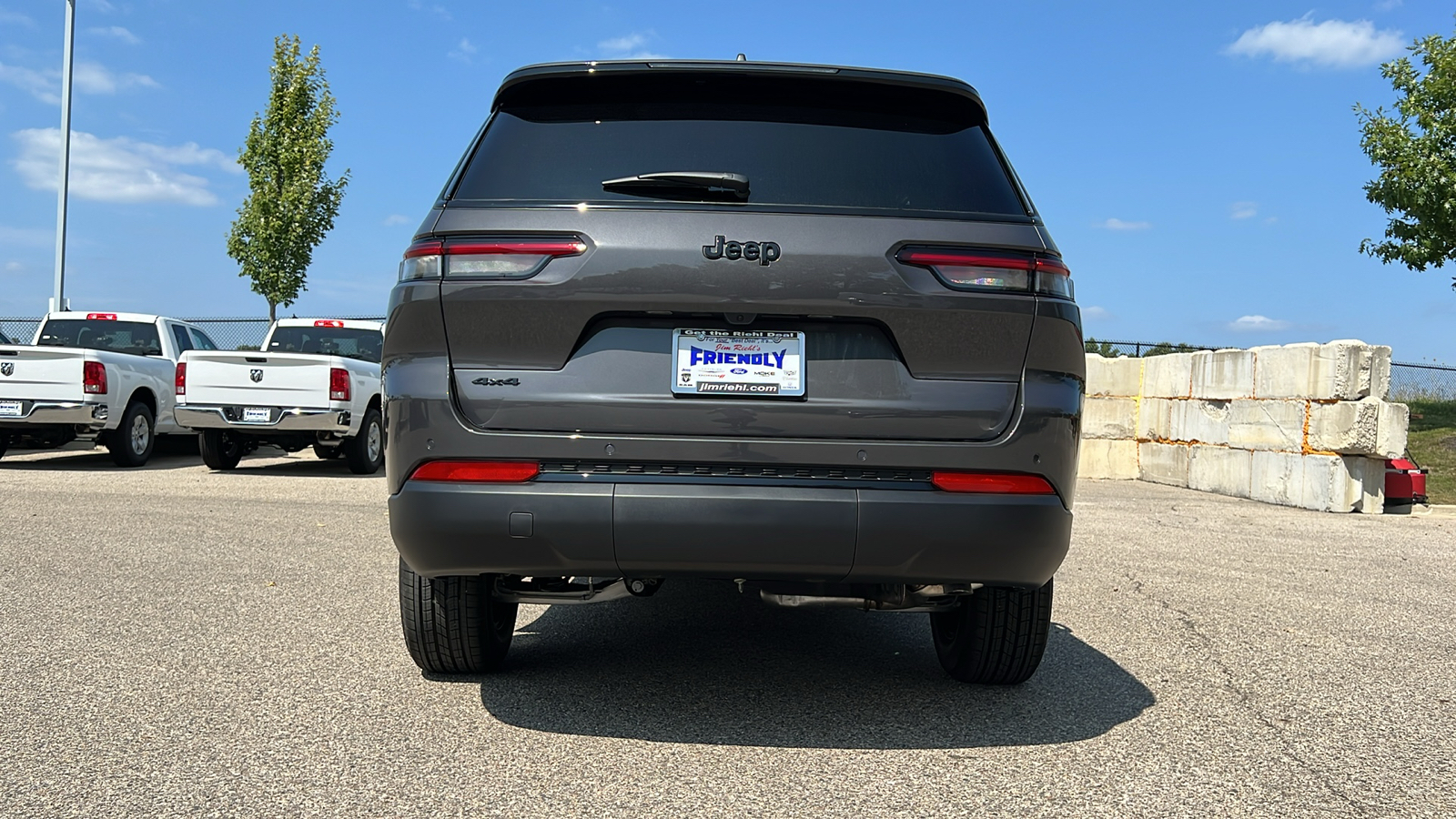 2024 Jeep Grand Cherokee L Altitude X 14