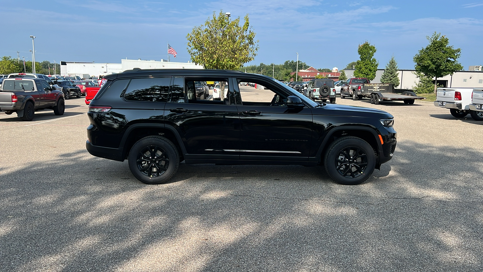 2024 Jeep Grand Cherokee L Altitude 3