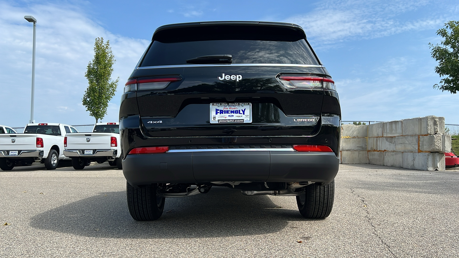 2024 Jeep Grand Cherokee L Laredo 14