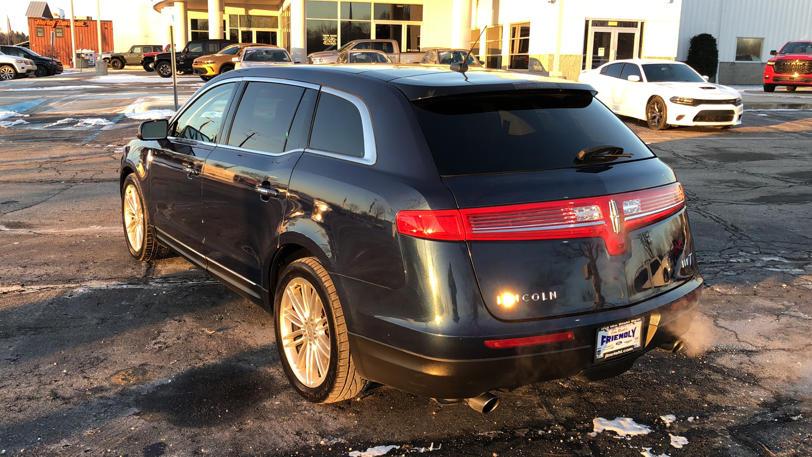 2017 Lincoln MKT Elite 4