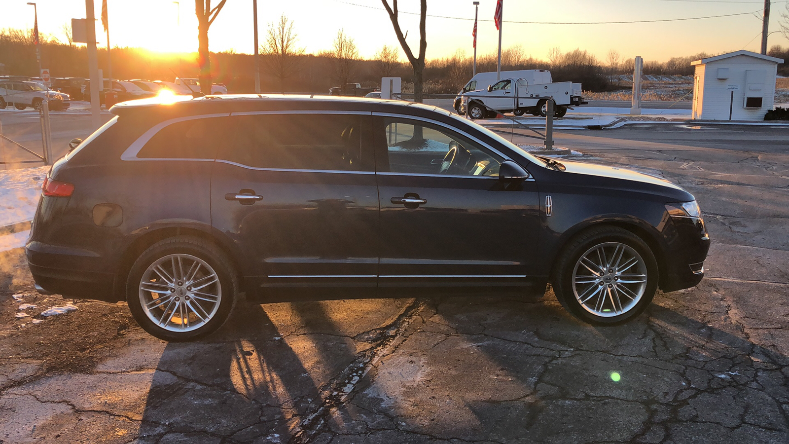 2017 Lincoln MKT Elite 7