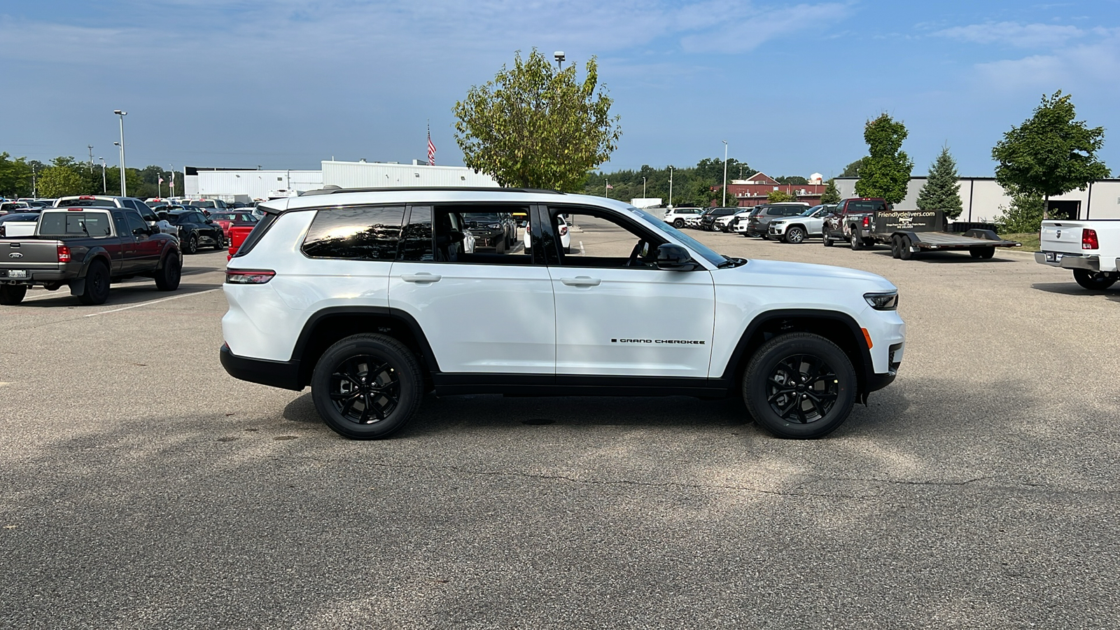 2024 Jeep Grand Cherokee L Altitude 3