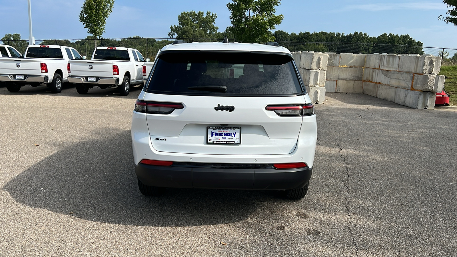 2024 Jeep Grand Cherokee L Altitude 5