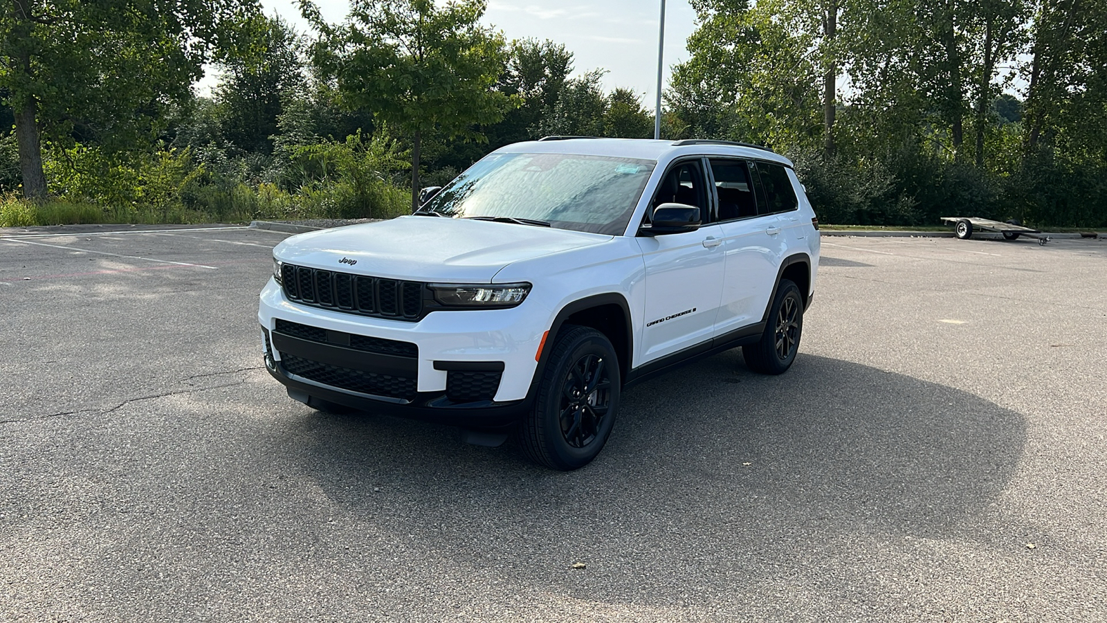 2024 Jeep Grand Cherokee L Altitude 8