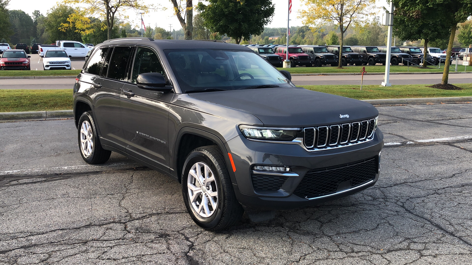 2022 Jeep Grand Cherokee Limited 8