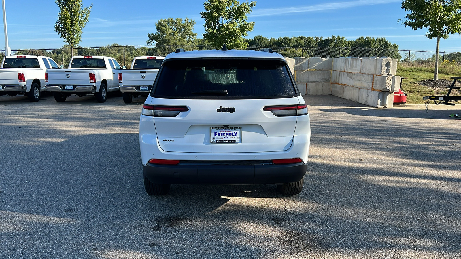 2024 Jeep Grand Cherokee L Altitude 5