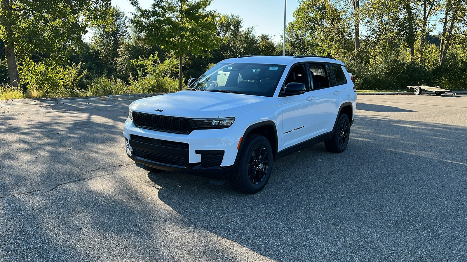 2024 Jeep Grand Cherokee L Altitude 8