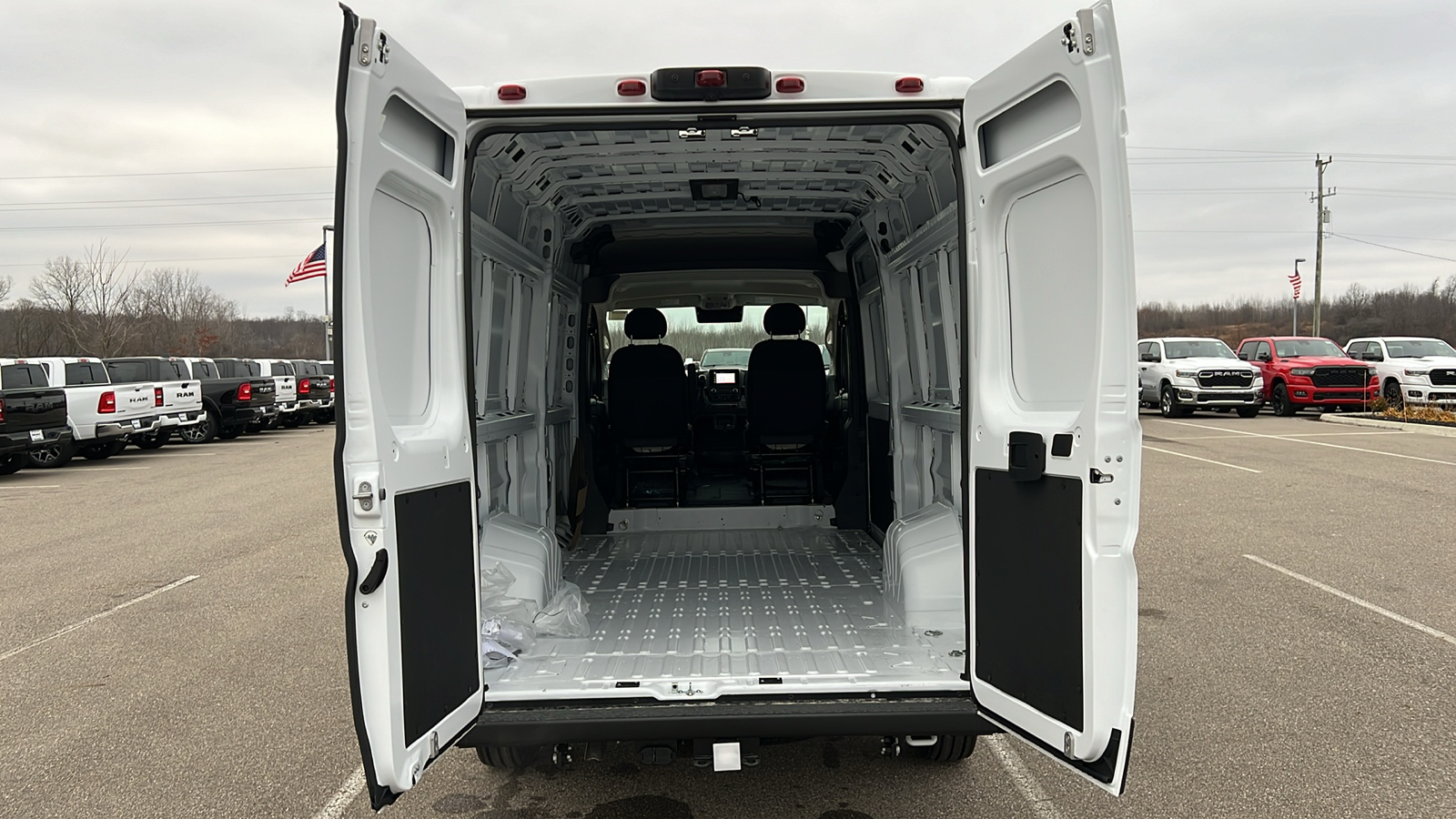 2025 Ram ProMaster 3500 High Roof 13