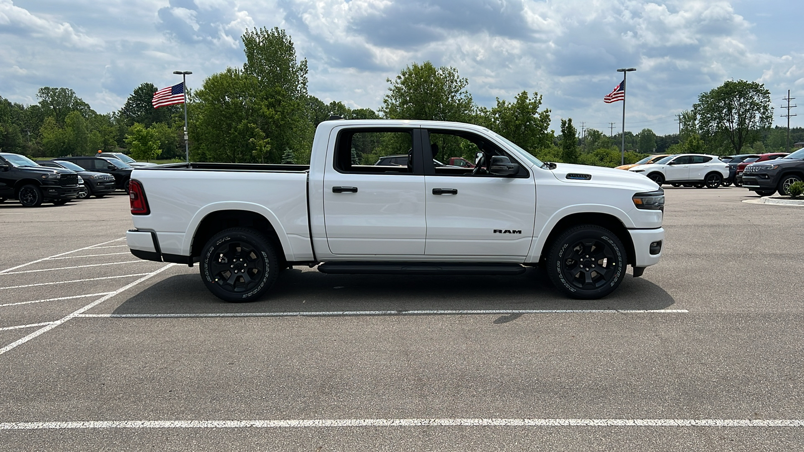 2025 Ram 1500 Big Horn/Lone Star 3