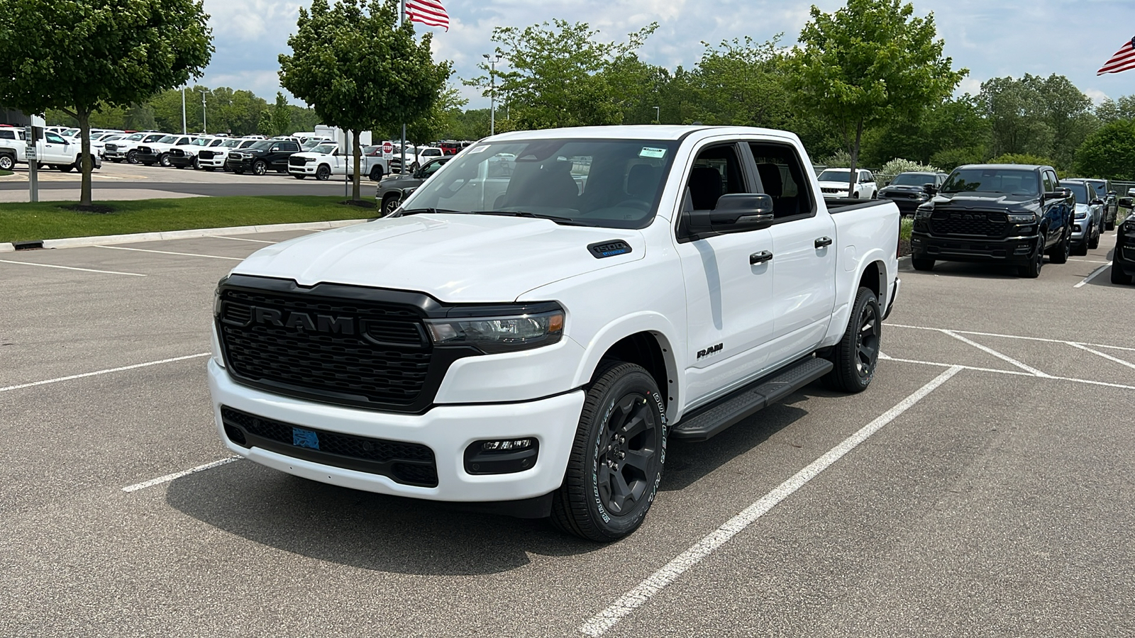 2025 Ram 1500 Big Horn/Lone Star 8