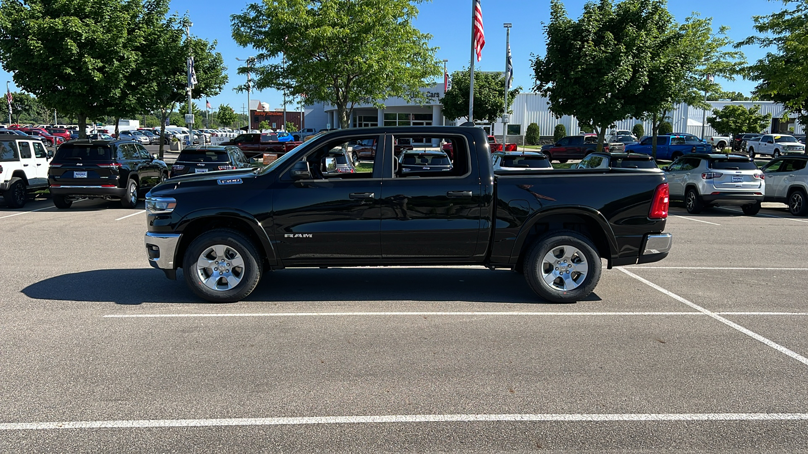 2025 Ram 1500 Big Horn/Lone Star 7