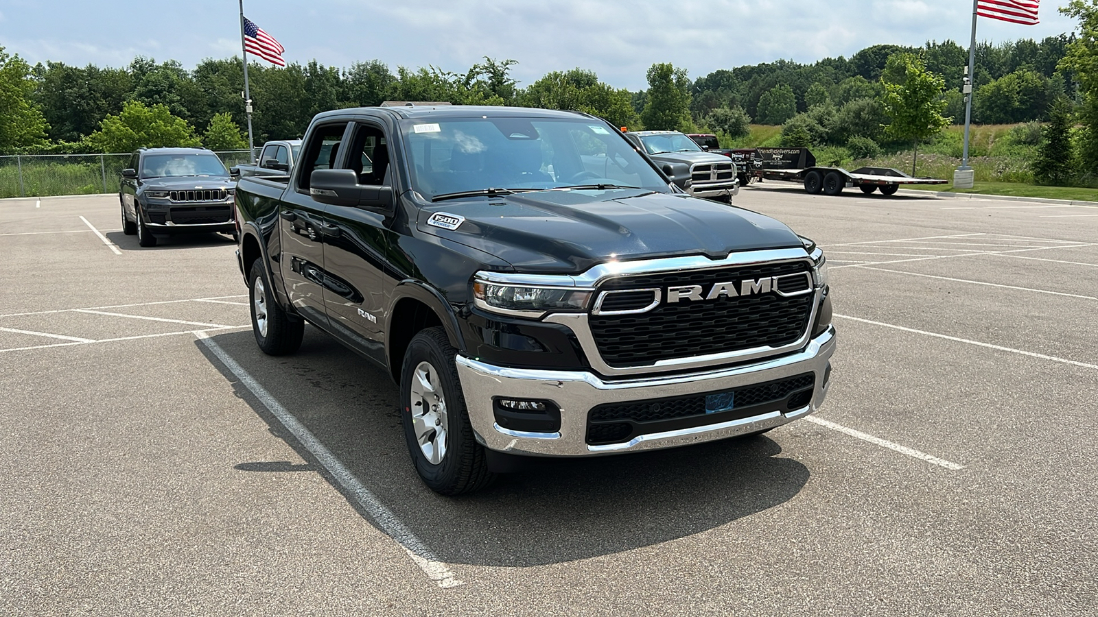 2025 Ram 1500 Big Horn/Lone Star 2