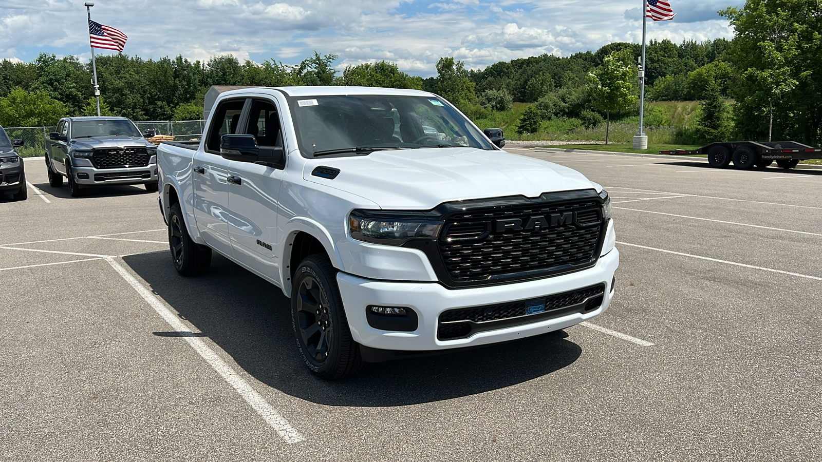 2025 Ram 1500 Big Horn/Lone Star 2