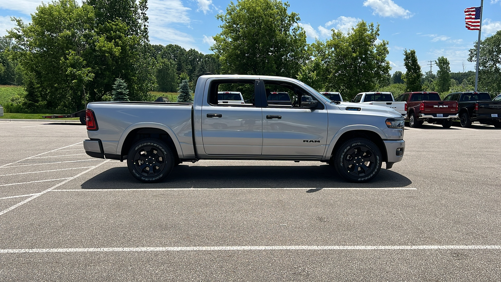 2025 Ram 1500 Big Horn/Lone Star 3