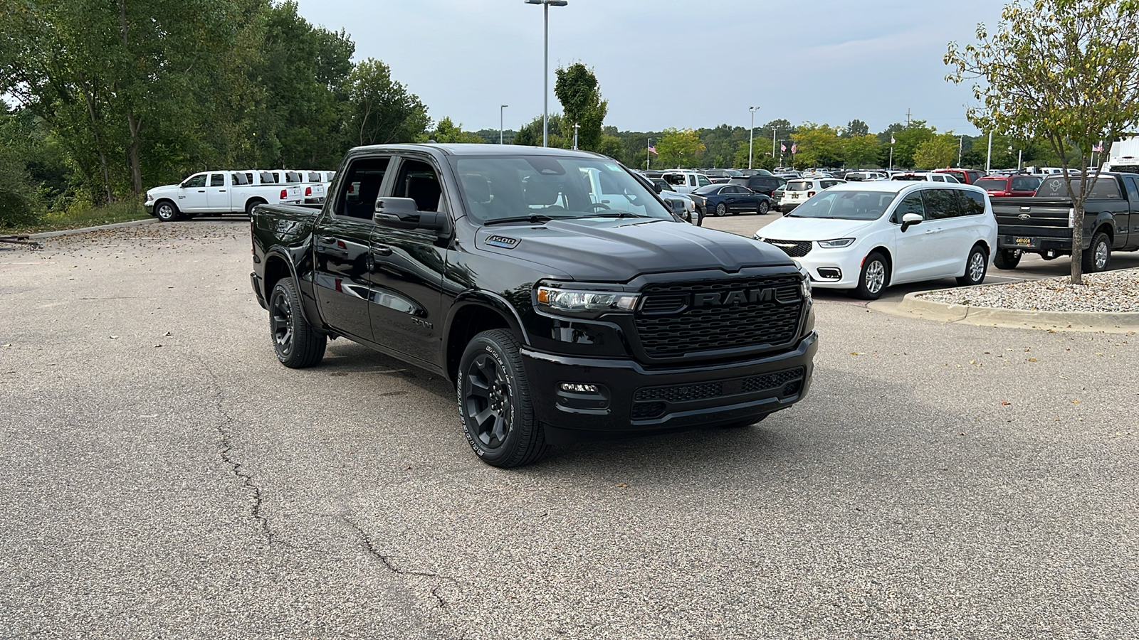 2025 Ram 1500 Big Horn/Lone Star 2