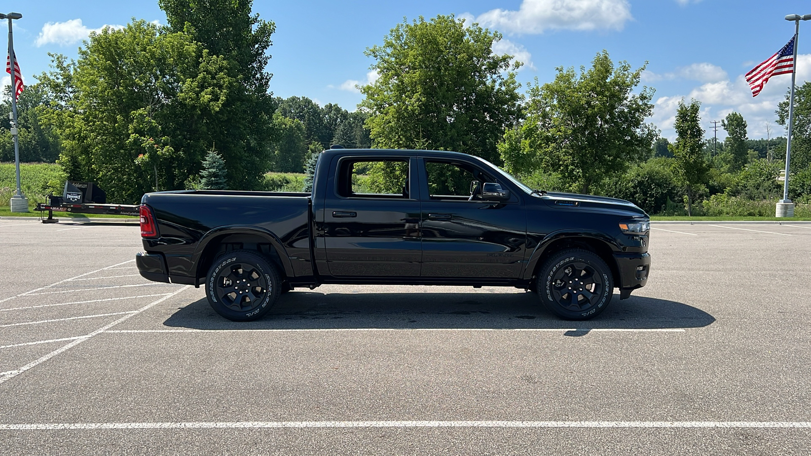 2025 Ram 1500 Big Horn/Lone Star 3