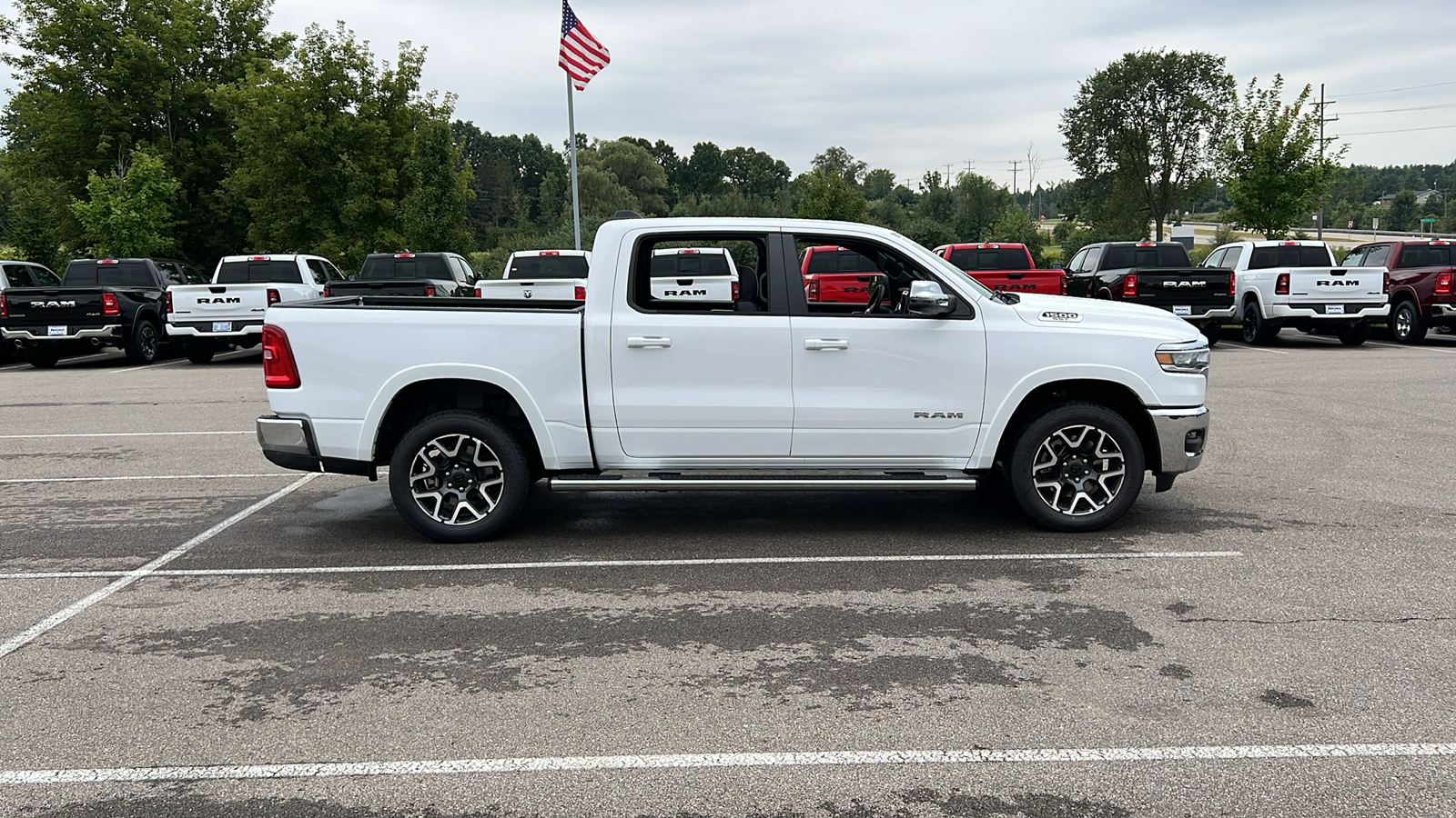 2025 Ram 1500 Laramie 3