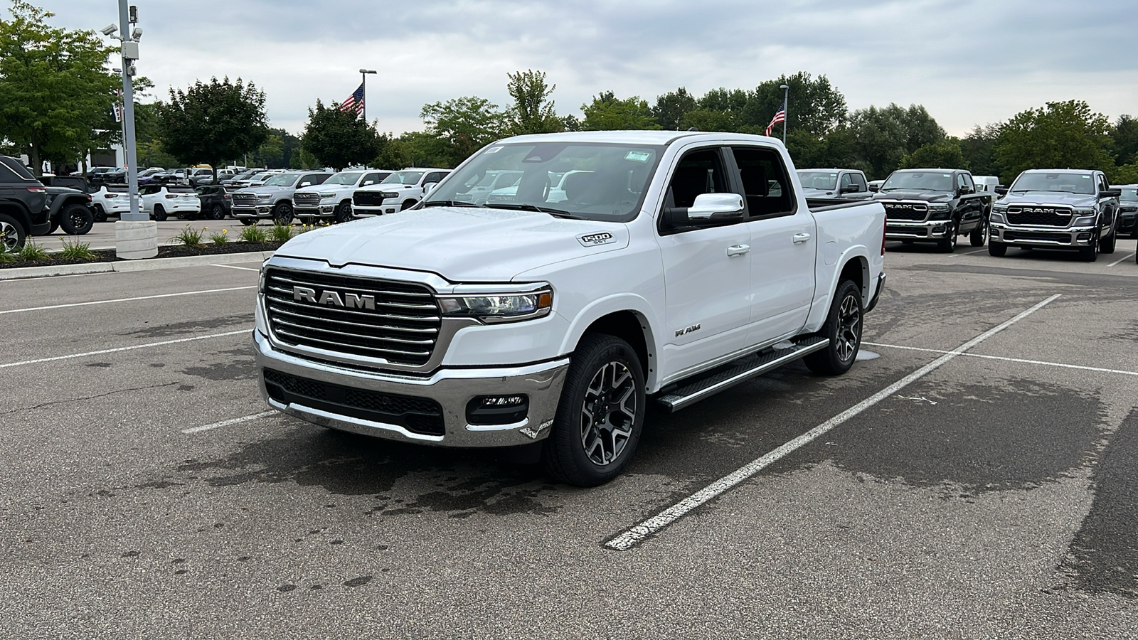 2025 Ram 1500 Laramie 8