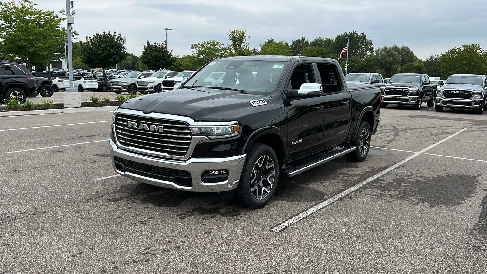 2025 Ram 1500 Laramie 8