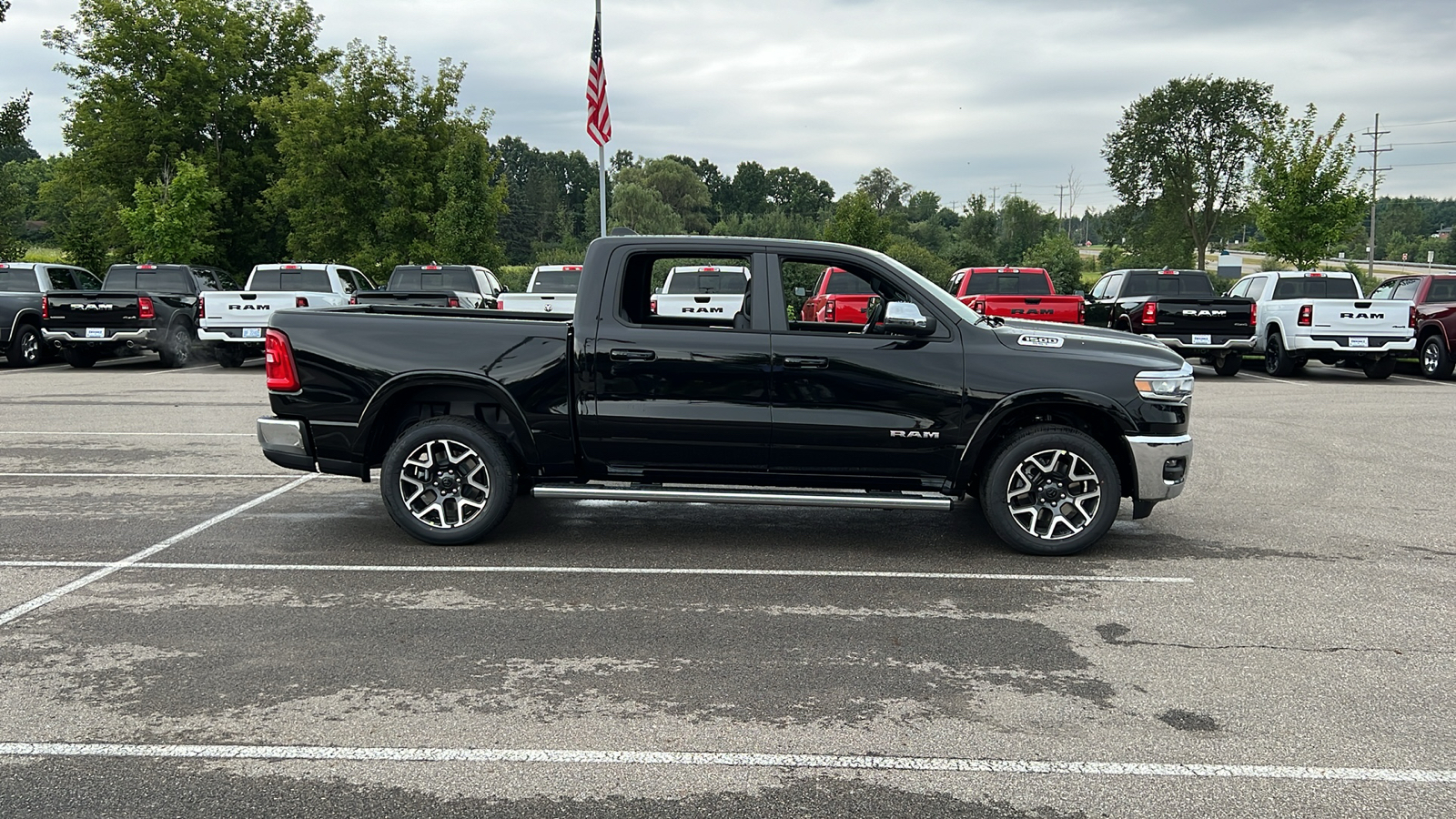 2025 Ram 1500 Laramie 3