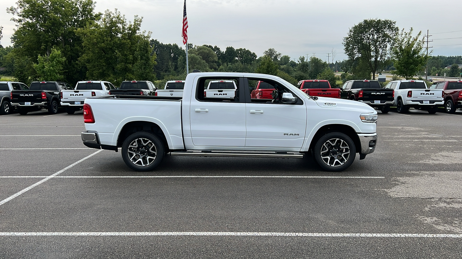 2025 Ram 1500 Laramie 3