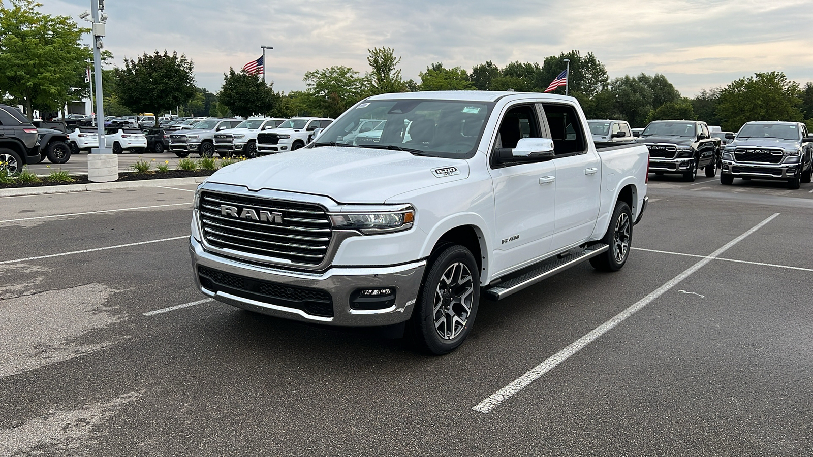 2025 Ram 1500 Laramie 8