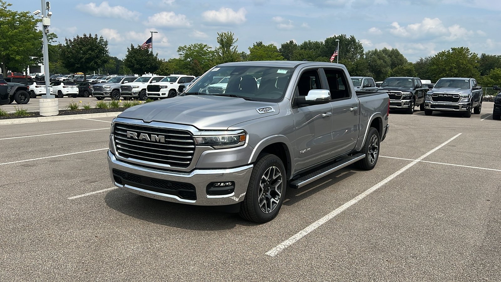 2025 Ram 1500 Laramie 8