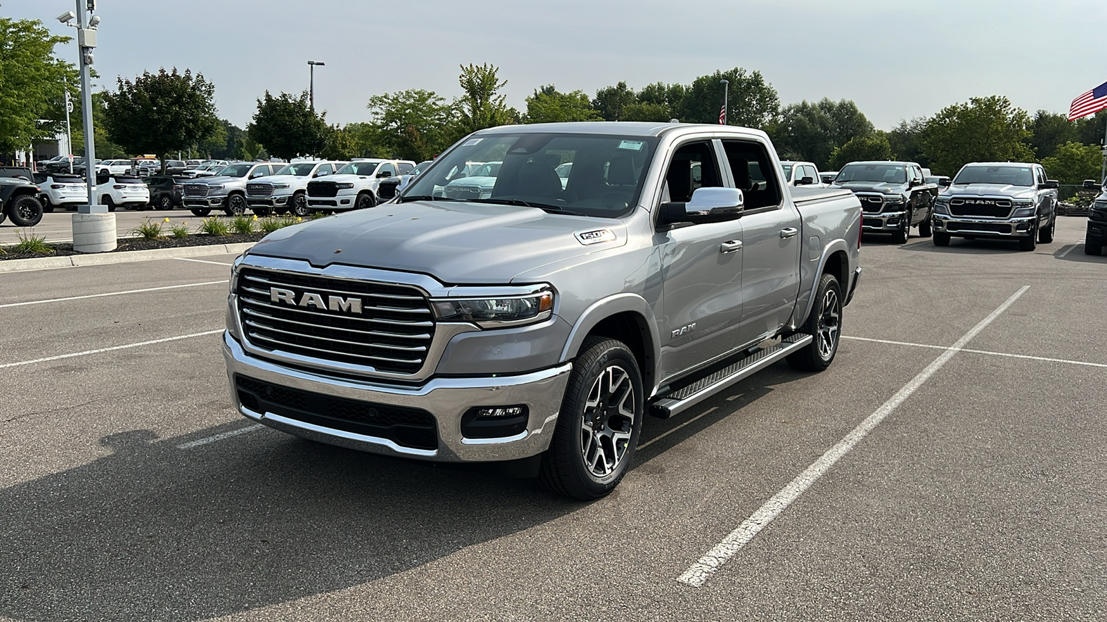 2025 Ram 1500 Laramie 8