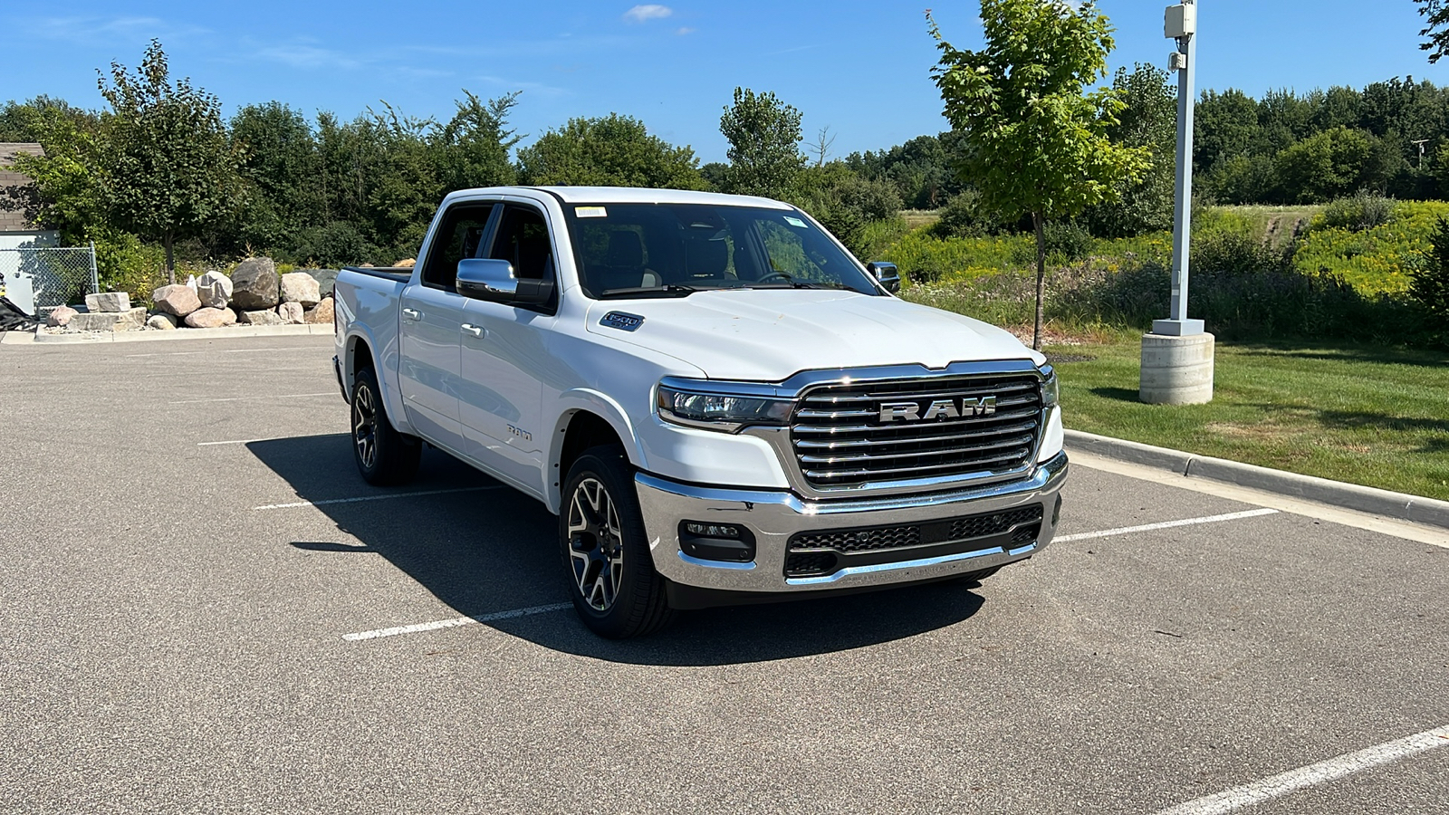 2025 Ram 1500 Laramie 2