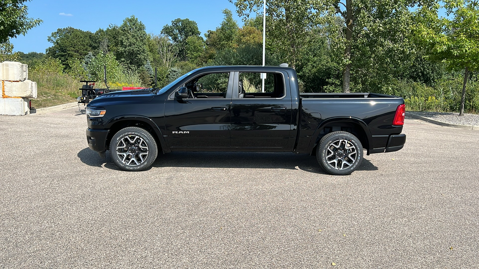 2025 Ram 1500 Laramie 7