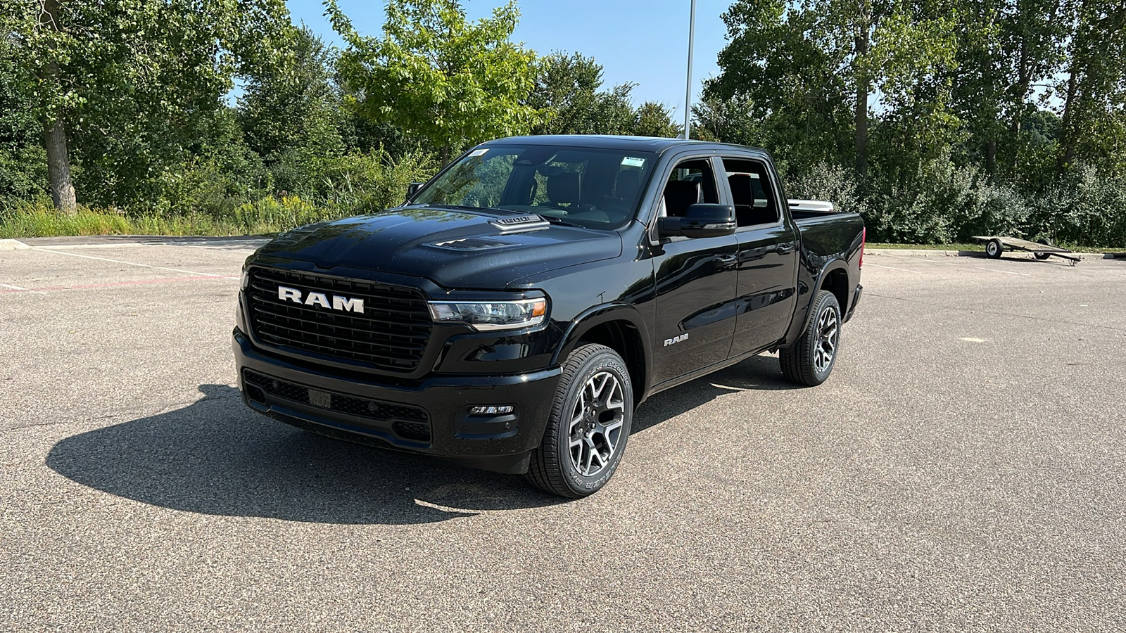 2025 Ram 1500 Laramie 8