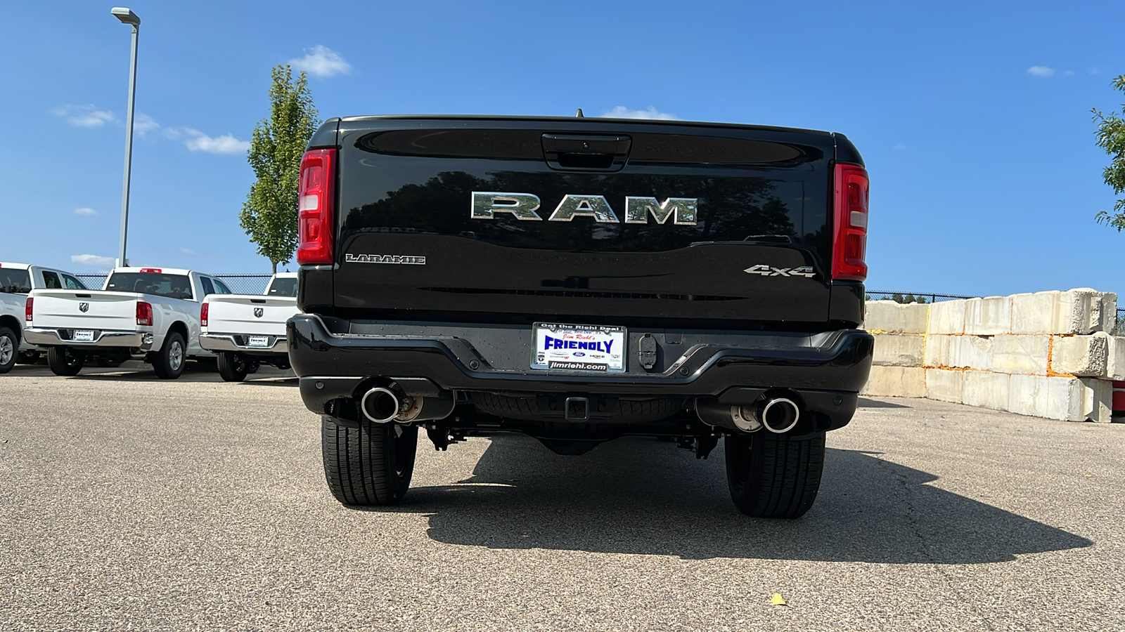 2025 Ram 1500 Laramie 14