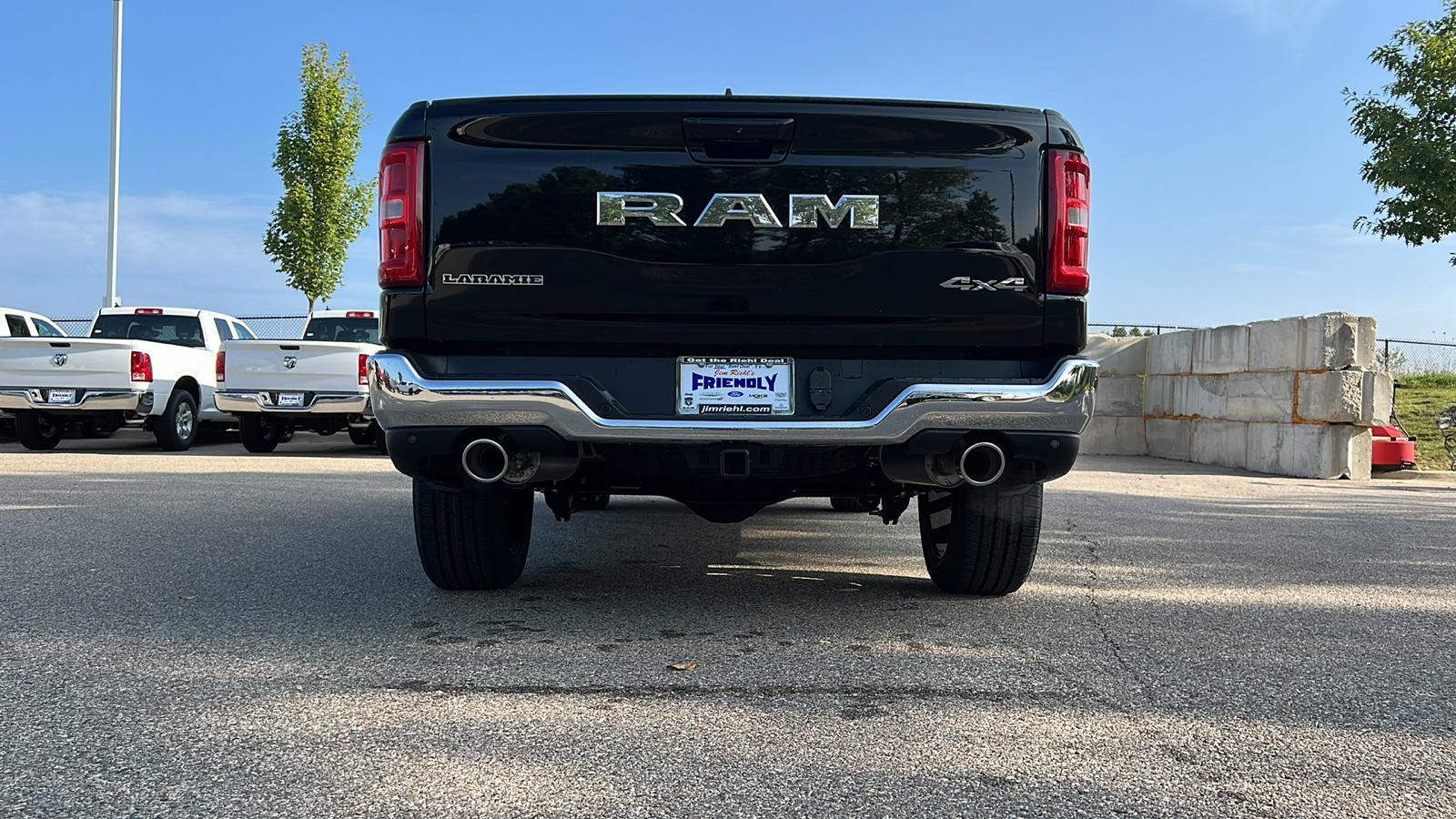 2025 Ram 1500 Laramie 14