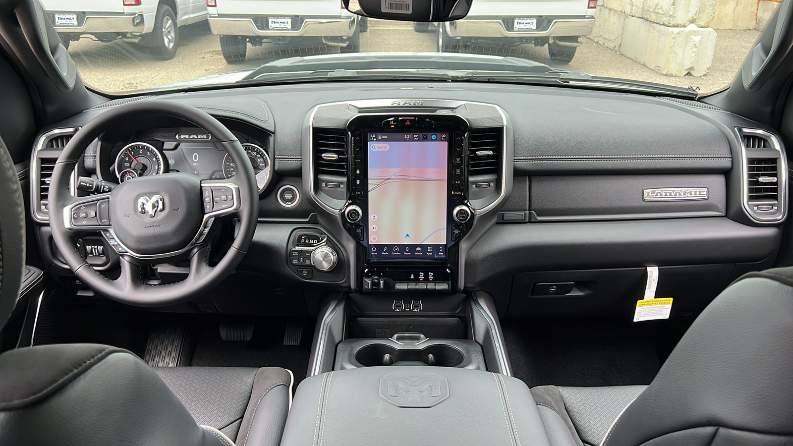 2025 Ram 1500 Laramie 21