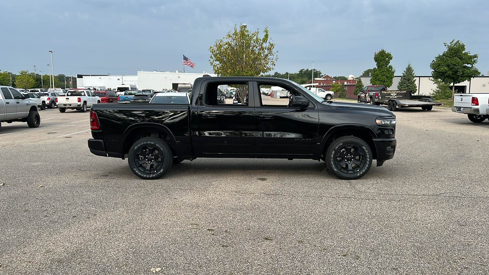 2025 Ram 1500 Big Horn/Lone Star 3