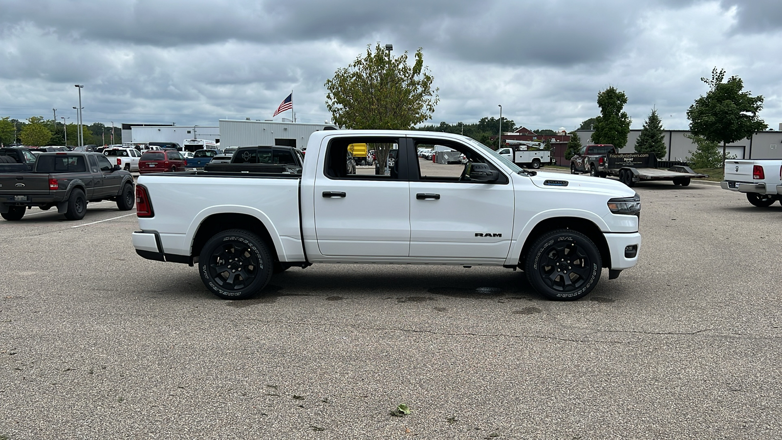 2025 Ram 1500 Big Horn/Lone Star 3