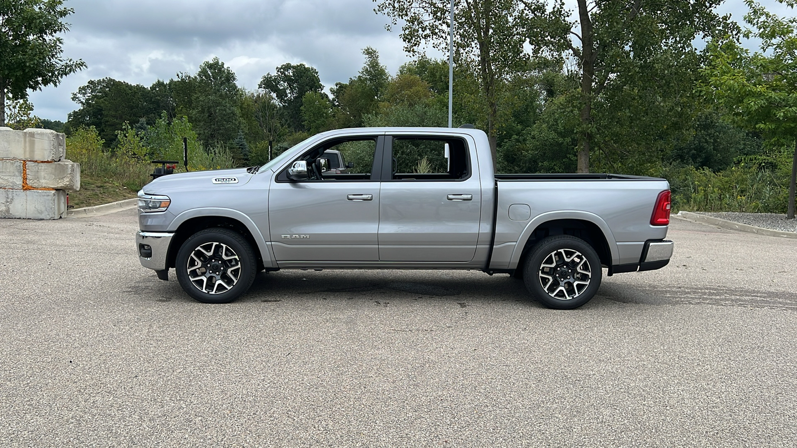 2025 Ram 1500 Laramie 7